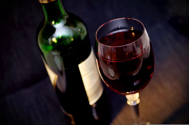 Wino z nalewaka – nowoczesny sposób serwowania klasycznego trunku